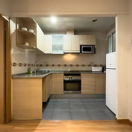 Aparteasy - Gracia Apartment