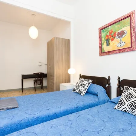 Aparteasy - Gracia Lägenhet
