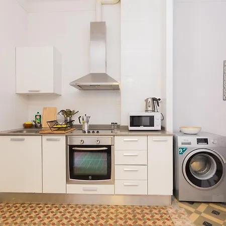 Aparteasy - Gracia Apartment Barcelona