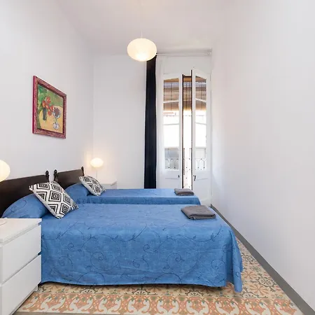 Aparteasy - Gracia Apartment Barcelona